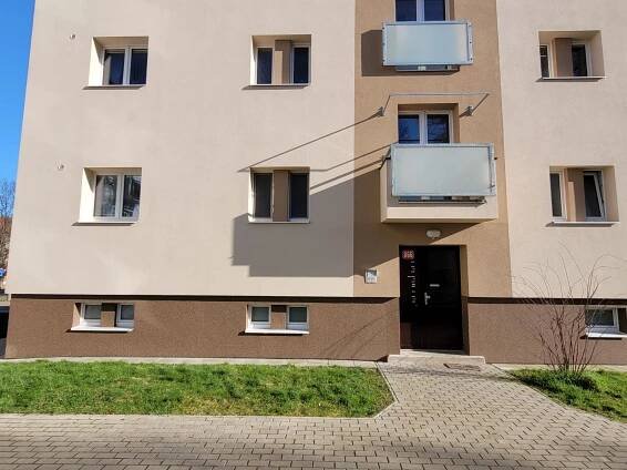 Byt 2+1, Neratovice - manželé Jana a Ing. Luboš Štanglerovi 