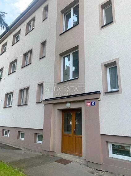 Pronájem Byt 2+1, Závodu míru, Karlovy Vary - Stará Role