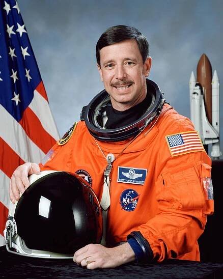 Official astronaut portrait for Scott Horowitz