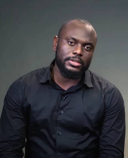 Ayoola Ayolola - Wikipedia