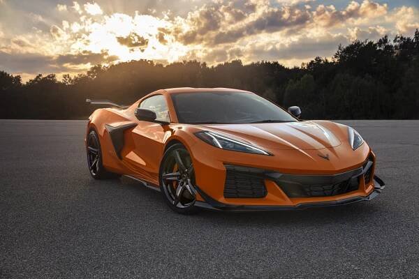 NOVÁ C8 Z06 - Corvette Praha
