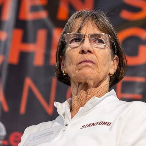 Tara VanDerveer Former Stanfor Womens Basketball head coach