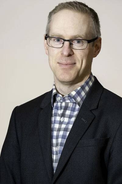 Mark Jones photo