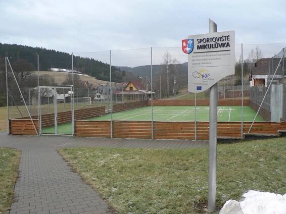 Sportovní areál | Obec Mikulůvka
