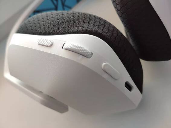 Logitech-G733-Wireless-Recenzia-04