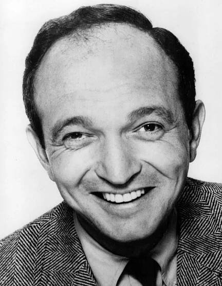 Bernard Barrow - Wikipedia