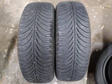 2 zimní pneumatiky GOODYEAR 185/65R15 88T 5,50mm - Pneumatiky