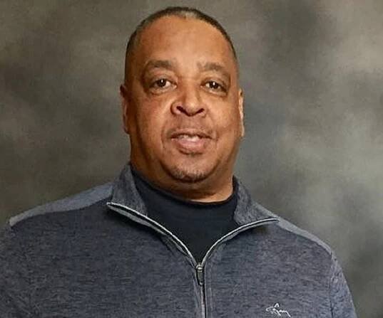 Spud Webb Biography - Facts, Childhood, Family Life & Achievements