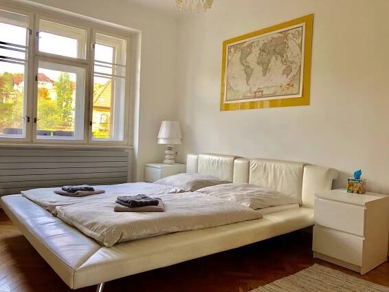 Charming apartment close to Náměstí Míru | Kentic