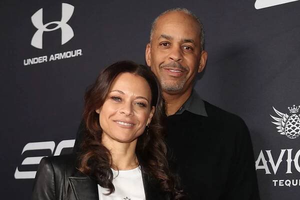 Stephen Curry's Parents Sonya and Dell Curry to Divorce After 33 Years of Marriage