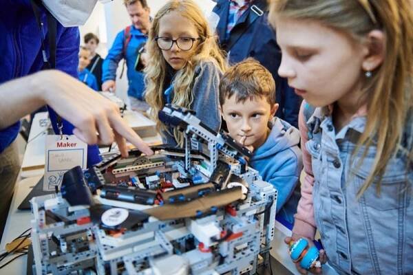 FEL na Maker Faire Prague 