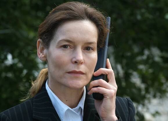 Biography of Alice Krige & Net Worth - InfoGuide South Africa