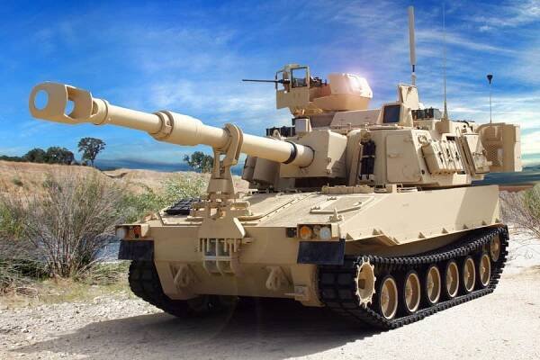 Samohybná houfnice M109 a úsťová brzda