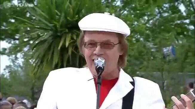 The Rubettes feat Alan Williams Sugar Baby Love ZDF Fernsehgarten 18 MAY 2014