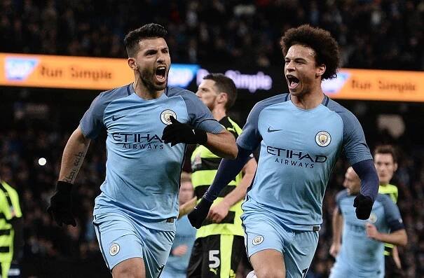 Rozjetý Manchester City je prvním finalistou Ligového poháru