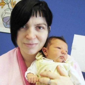 Kristýna Malá je po Sárince druhou dcerou manželů Romany a Josefa z Letohradu. Narodila se 12. února ve 12.06 hodin, kdy vážila 4 kg.