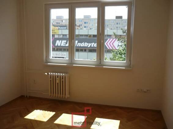 Pronájem Byt 2+1 Olomouc tř. Svornosti, 54 m² | Realitní kancelář metr2 reality Olomouc