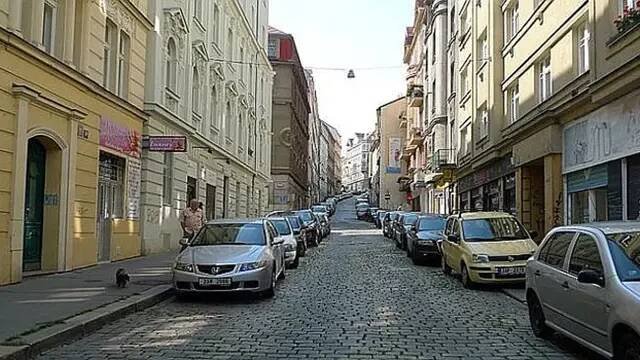 Krymská ulice ve Vršovicích