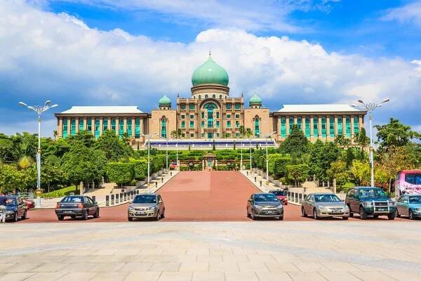 Malaysia eVisa or eNTRI Online Application