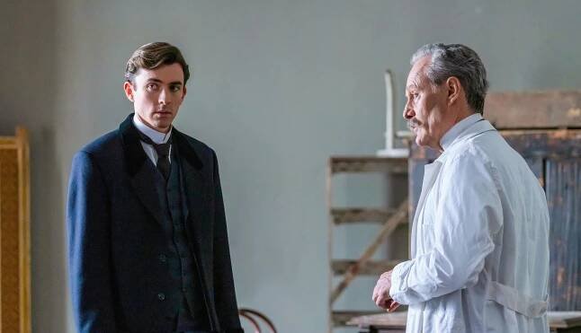 Vídeňská krev - Bůh stínů - Z filmu - Matthew Beard