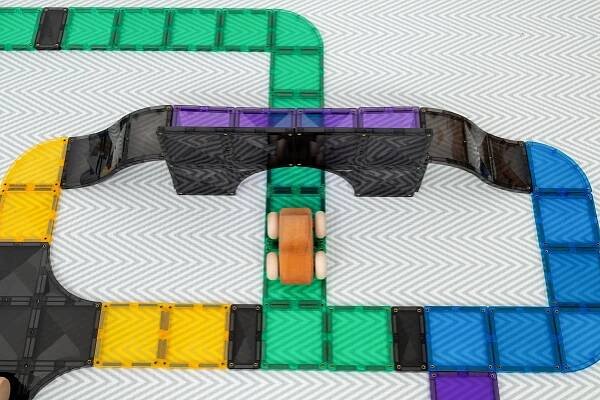 Connetix Magnetic Tiles Roads rampy a zatáčky 16 dílků