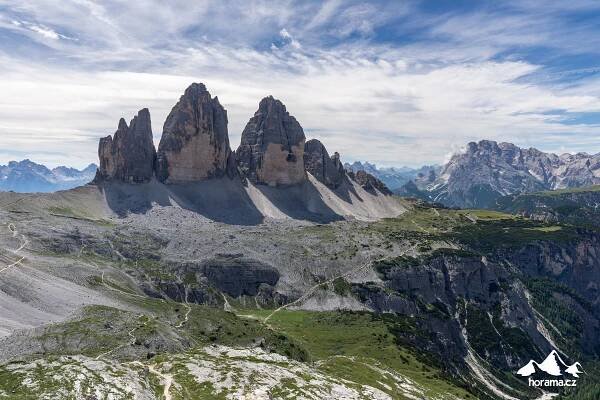 Ikonické dolomitské věže Tre Cime di Lavaredo ze všech světových stran | Horama
