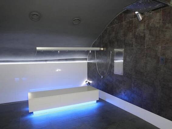 OBRAZEM: Luxusní hotel Barceló obnovil provoz