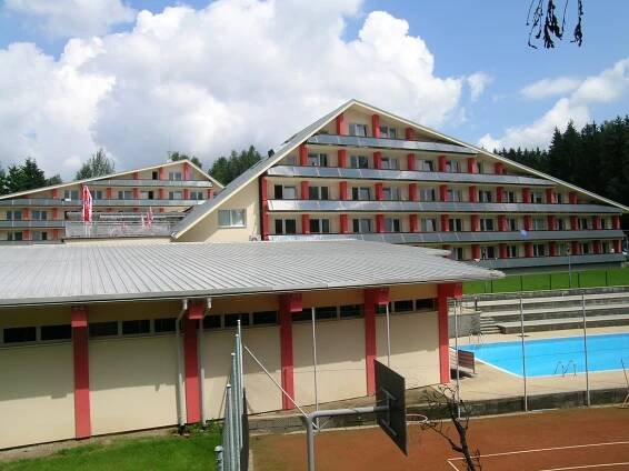 Individuálne riešenie pre hotel Jezerka v Čechách - Thermosolar