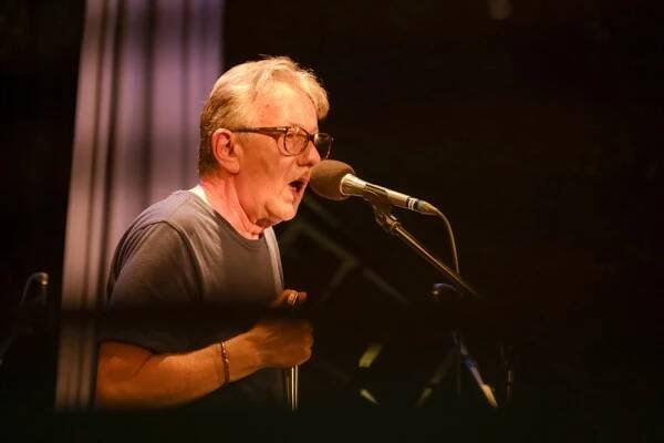 NAŽIVO: Načeva okouzlila Boskovice. Objevem je saxofonové zemětřesení O. | Headliner