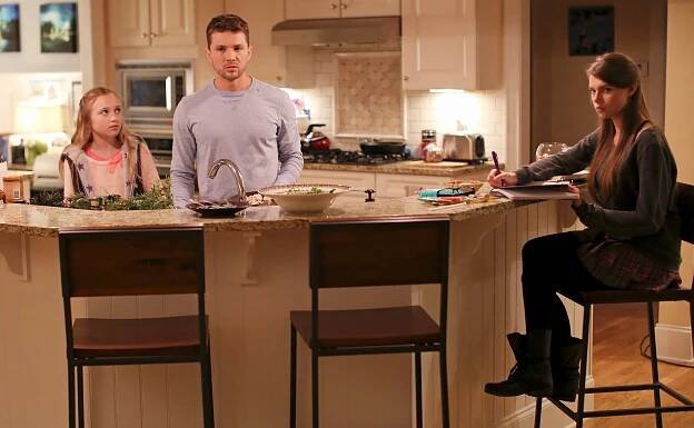 Tajnosti a lži - Stopa - Z filmu - Belle Shouse, Ryan Phillippe, Indiana Evans