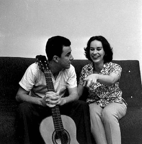 Entrevista com João Gilberto, 12 negativos 6x6 cm PB acetato