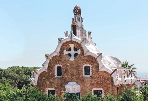 Park Güell Guided Tour & Priority Access