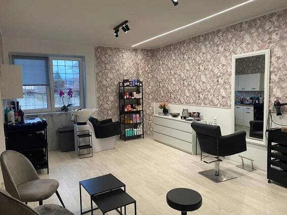 Ella Salon