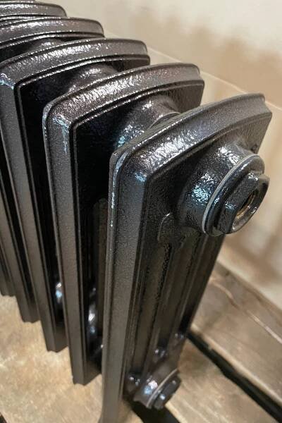 Litinový radiátor Biaxo 4/475-8čl., 505 x 475 x 144mm, na zem, tmavá antická měď