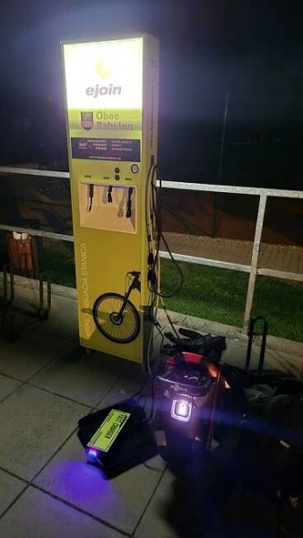 Nabíjecí stanice pro elektrokola Babylon foto 4