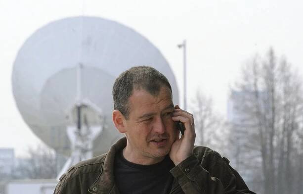 Razie v ČT: Ozbrojení zakuklenci, vyděšení reportéři. Je to 7 let od problémové akce Vojenské policie