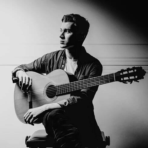 Thibaut Garcia - Weigold & Böhm International Artists & Tours