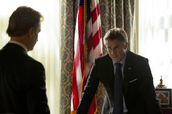 Ve jménu vlasti - Žalozpěv(y) - Z filmu - Sam Trammell