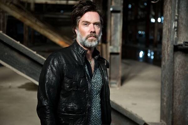 Rufus Wainwright on the 'brutal' opera world and raising Leonard Cohen's grandchild