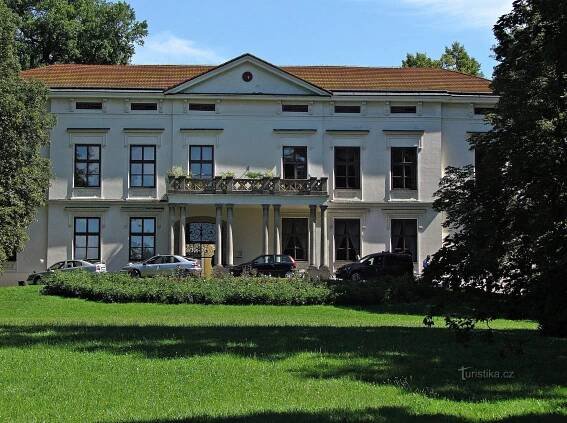 zámek Lešná