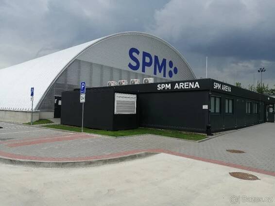 Rolbař/ledař na zimním stadiónu - Praha 5