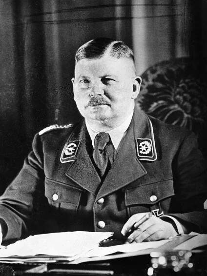 Ernst Röhm (1887-1934). Foto Heinrich Hoffmann, Dezember 1933. (Bayerische Staatsbibliothek, Bildarchiv Hoffmann, hoff-3250)