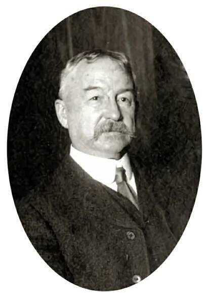 Francis Davis Millet