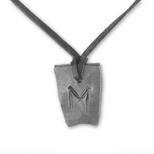 Kovaný runový amulet Ehwaz