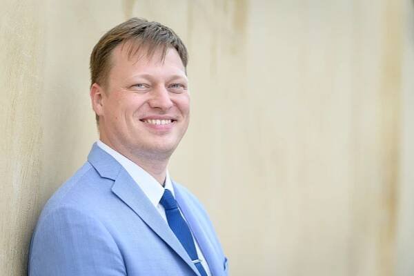 Ivan Bartoš bude premiérem, věří lídr moravskoslezských Pirátů Lukáš Černohorský