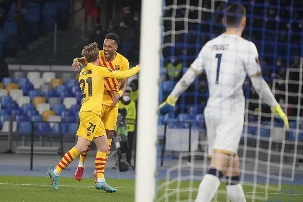 Evropská liga: Zenit, Dortmund i Vaclík končí, Barcelona vyřadila Neapol
