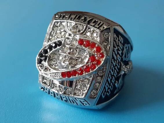 Stanley Cup prsten 2006 Carolina Huricanes NHL