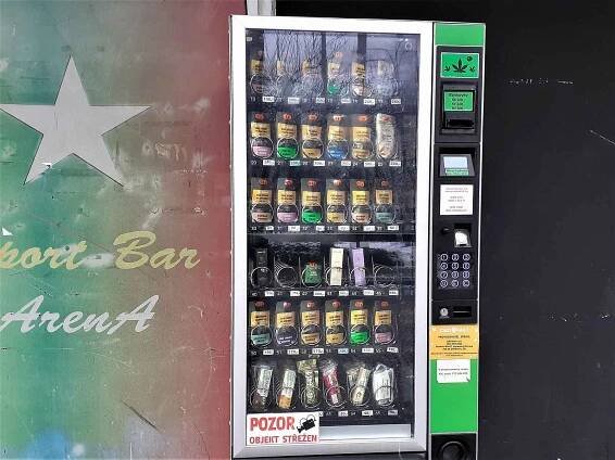 Nový automat na CBD produkty a kratom se objevil v Masarykově ulici v Ústí nad Labem