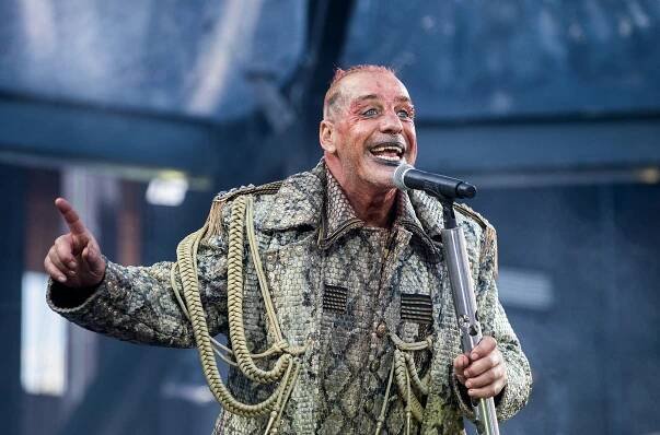 Rammstein se kvůli obvinění obrátili na advokáty. A preventivně zrušili afterparty