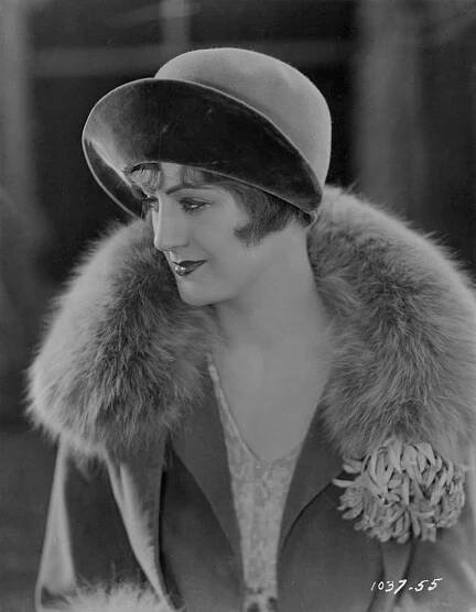 Love's Greatest Mistake (1927)